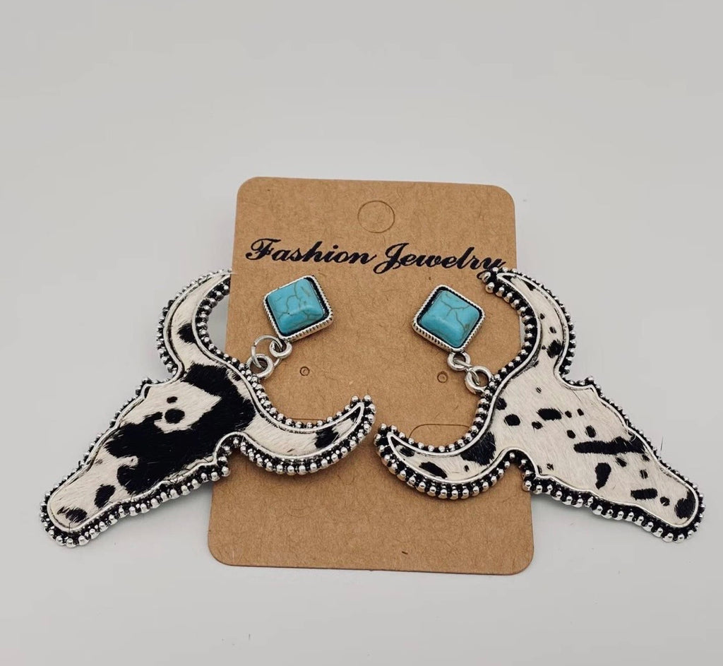 Western Style Cowhide Cowhead Shape Stud Earrings - Wj