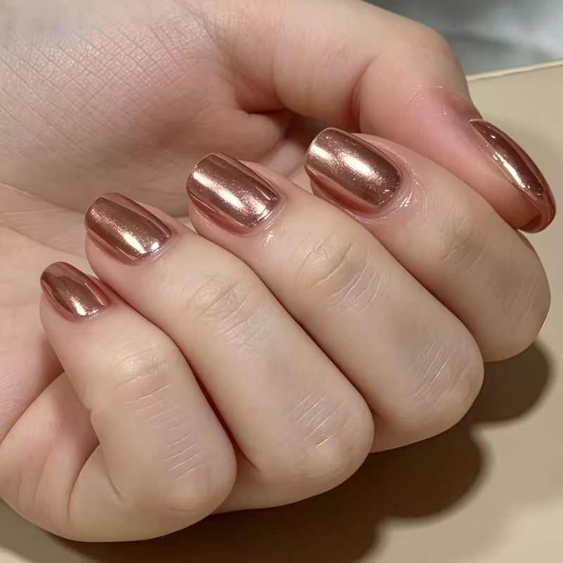 Liquid Rose Golden Mirror Nail Polish