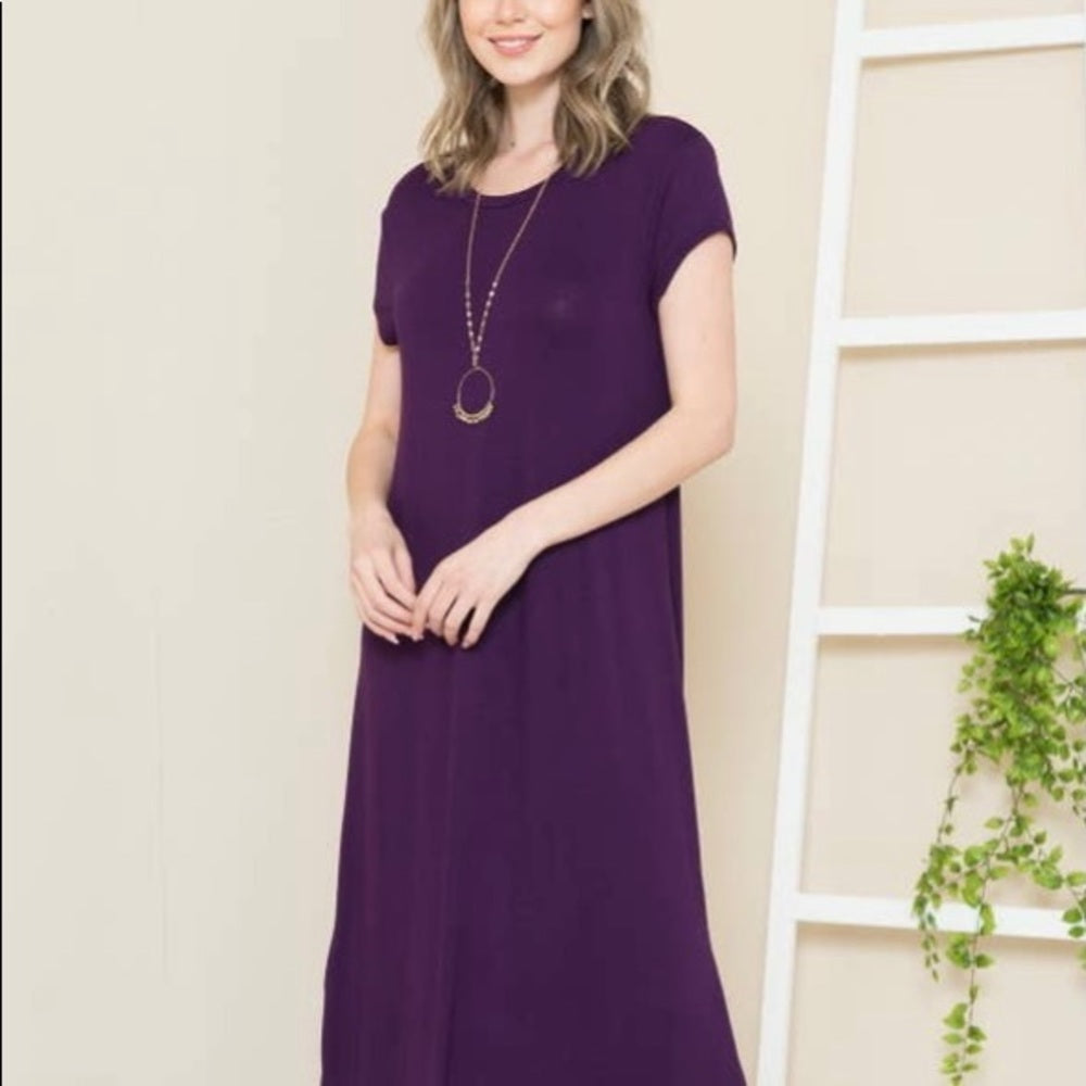 Short sleeve maxi dress with side slits