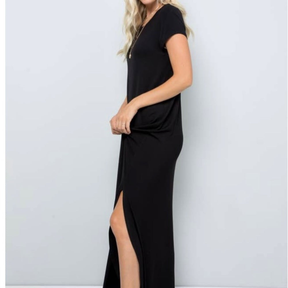 Short sleeve maxi dress with side slits